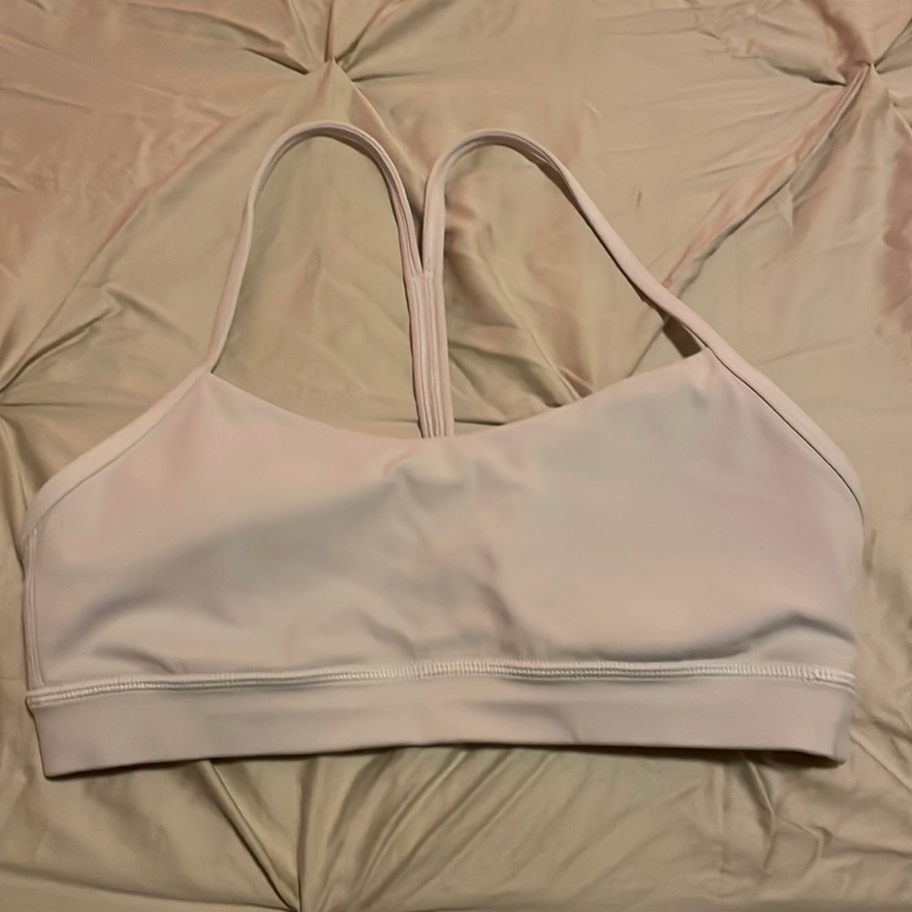 Lululemon Y Nulu Bra Light Support